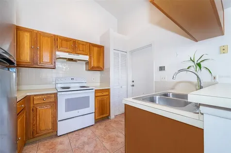 5425 Halifax Drive Orlando FL 32812