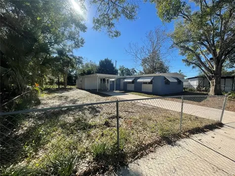 1316 Larsen Lane Tampa FL 33619