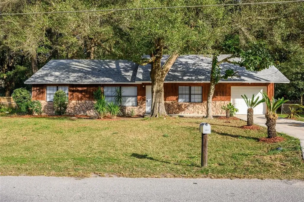 5051 NE 23rd Avenue Ocala FL 34479