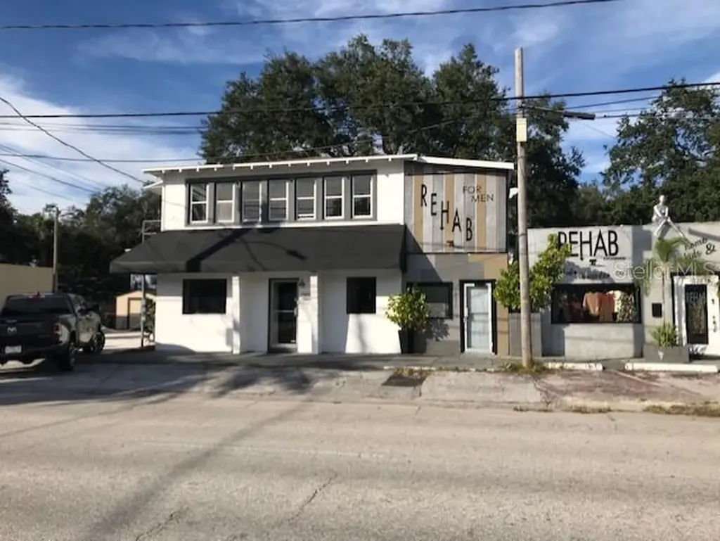 4227 W Bay To Bay Boulevard Tampa FL 33629