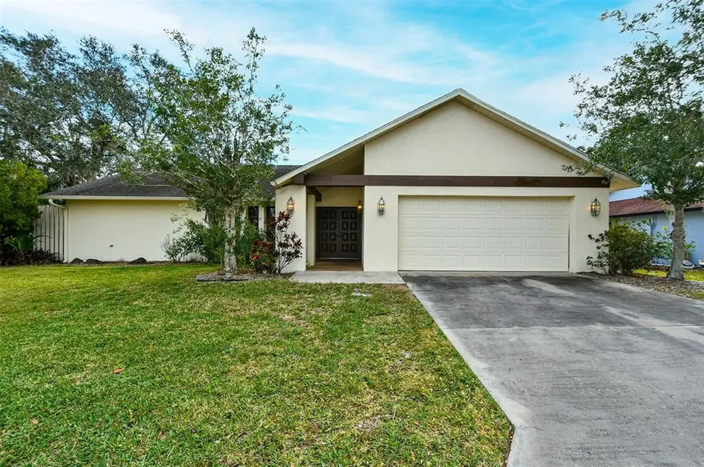 5724 Firestone Court Sarasota FL 34238