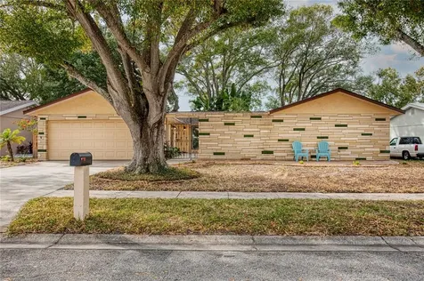 2028 58th Way N Clearwater FL 33760