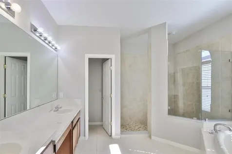1626 Grand Heritage Boulevard Valrico FL 33594