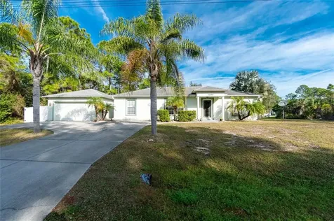 1574 Narrington Avenue North Port FL 34288