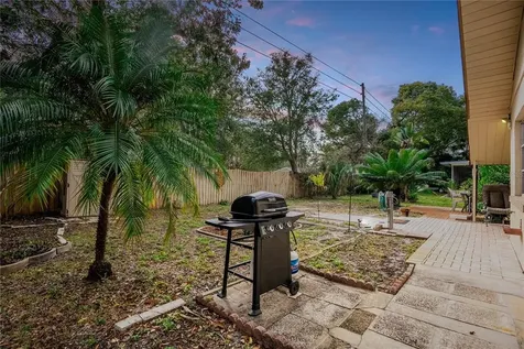 8124 Los Alamos Drive Port Richey FL 34668