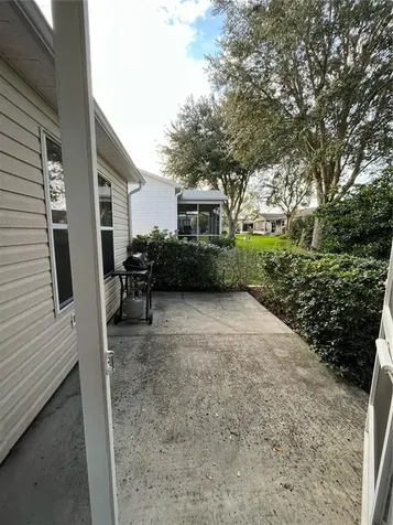 17065 SE 96th Chapelwood Circle The Villages FL 32162
