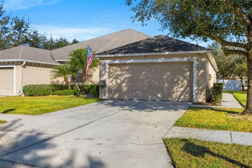 34523 Dellwood Way Zephyrhills FL 33541