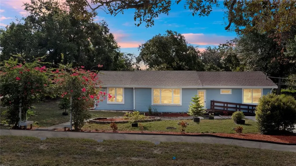 420 W Pierce Street Lake Alfred FL 33850