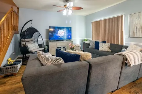 922 Woodbridge Court Safety Harbor FL 34695