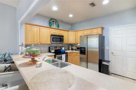922 Woodbridge Court Safety Harbor FL 34695