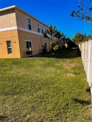 7330 Merlot Sienna Avenue Gibsonton FL 33534