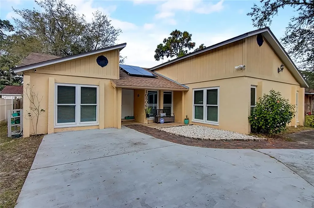 10506 N 52nd Street Temple Terrace FL 33617