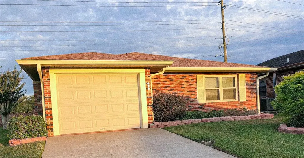 683 Lake Carolyn Circle Lakeland FL 33813