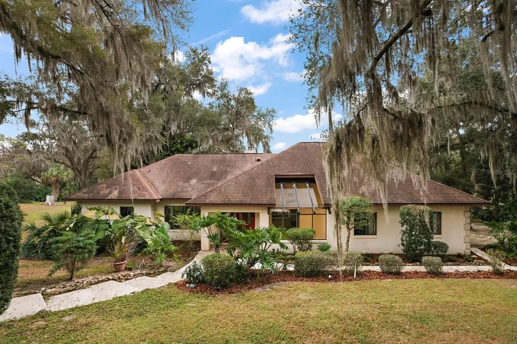 38834 Lakeview Drive Lady Lake FL 32159