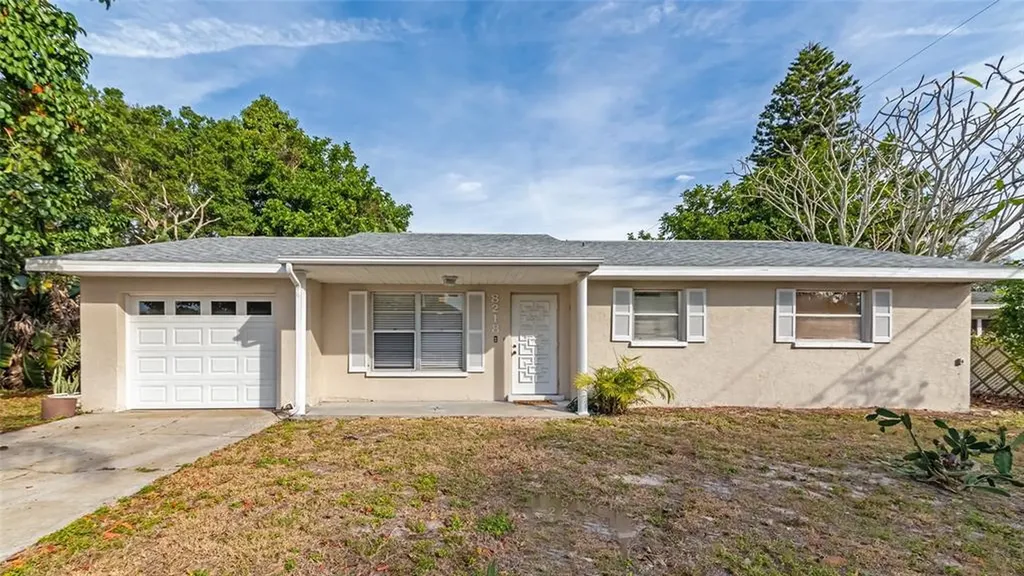 8218 43rd Avenue W Bradenton FL 34209