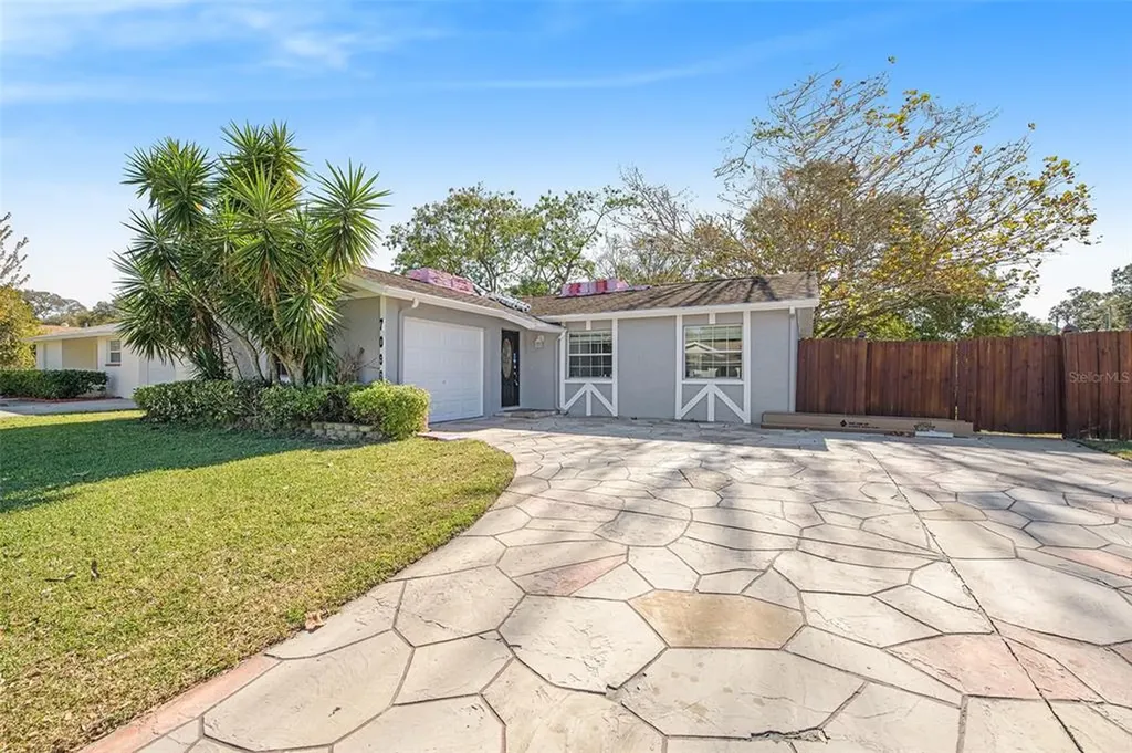 7096 Aberfeldy Avenue N St Petersburg FL 33709