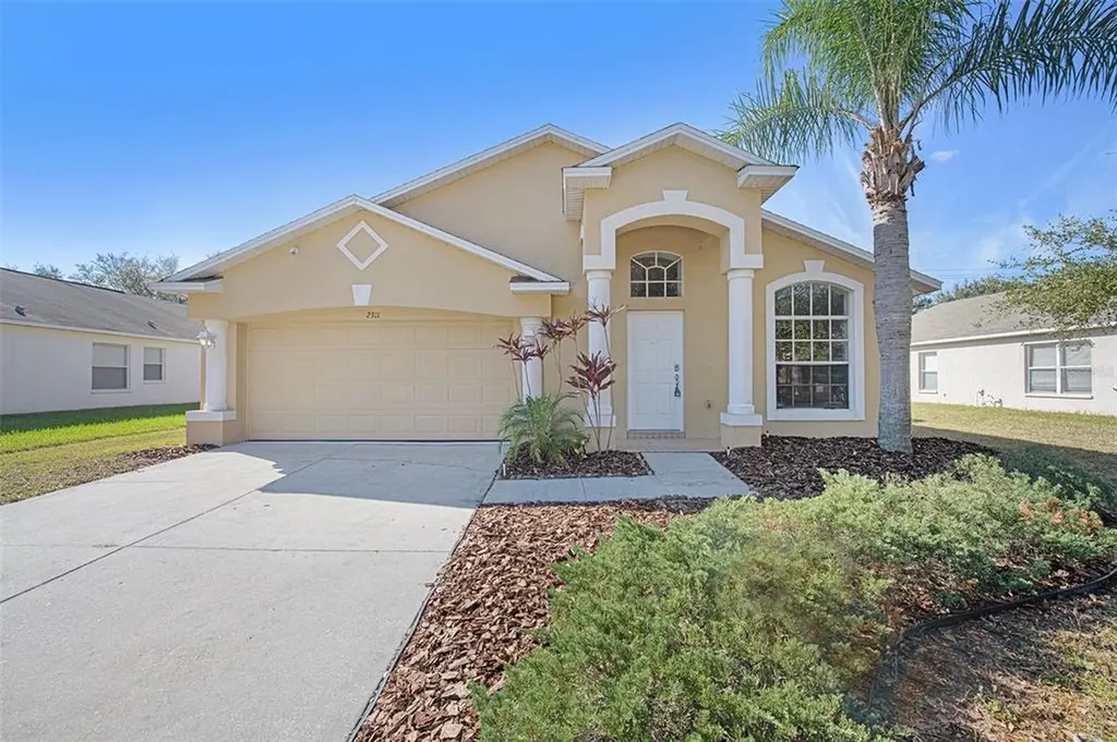 2311 Roanoke Springs Drive Ruskin FL 33570