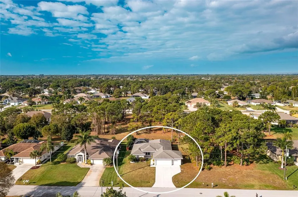 49 Broadmoor Lane Rotonda West FL 33947