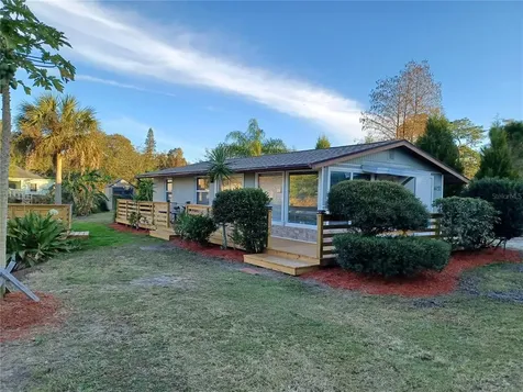 6152 58th Avenue N St Petersburg FL 33709