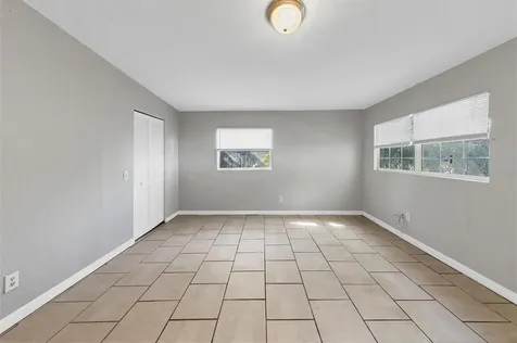 3614 Lindell Avenue Tampa FL 33610