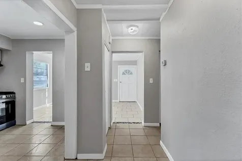 3614 Lindell Avenue Tampa FL 33610