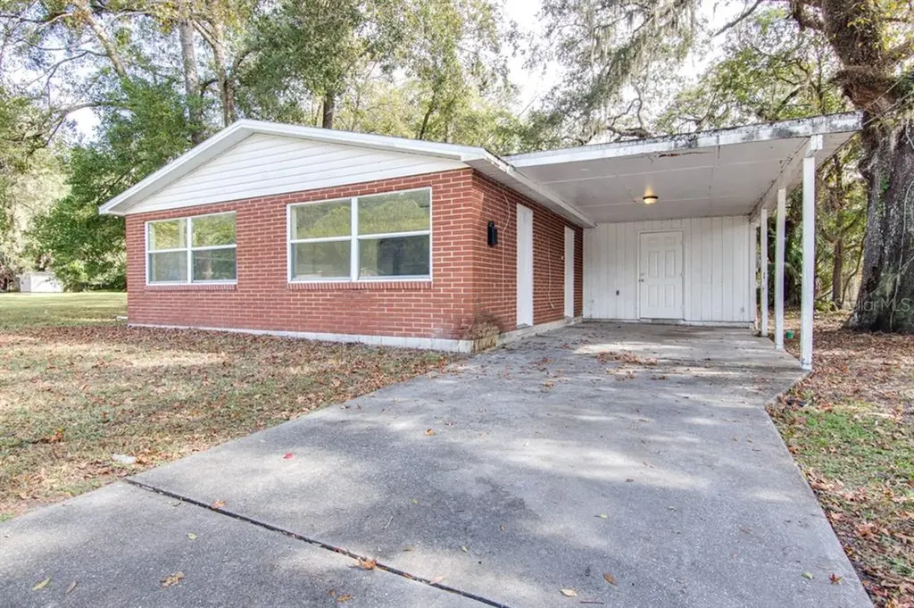 831 School Street Brooksville FL 34601