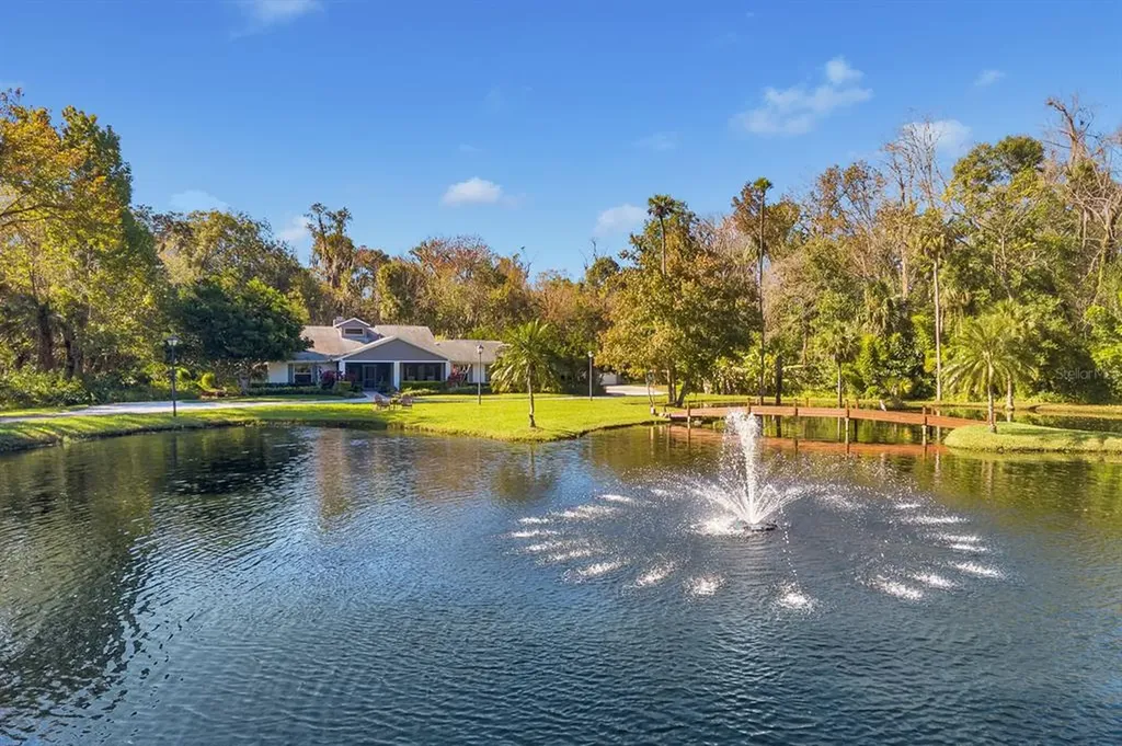 1060 Whistling Winds Point Oviedo FL 32765