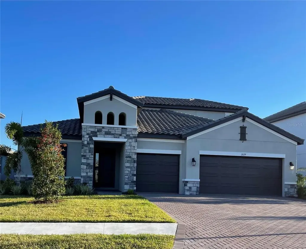 2029 Woodleaf Hammock Court Bradenton FL 34211