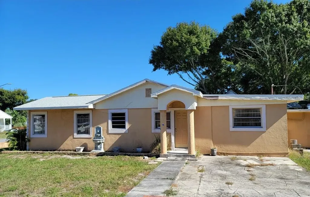 2534 3rd Avenue S St Petersburg FL 33712