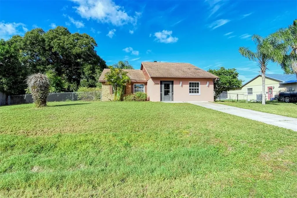 5065 Camus Street Sarasota FL 34232