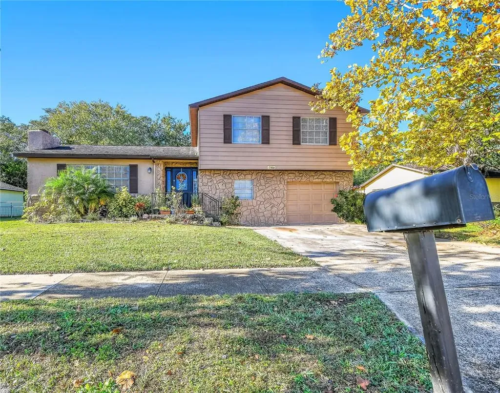 7500 Hidden Hollow Drive Orlando FL 32822