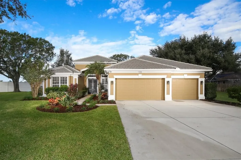 5401 Oak Grove Court Sarasota FL 34233