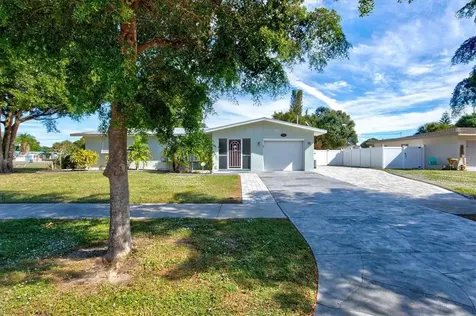 186 Venice East Boulevard Venice FL 34293