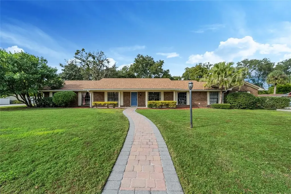110 Valencia Loop Altamonte Springs FL 32714