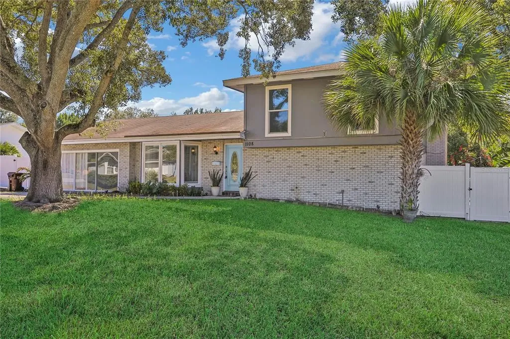 1108 Yarnell Avenue Lake Wales FL 33853