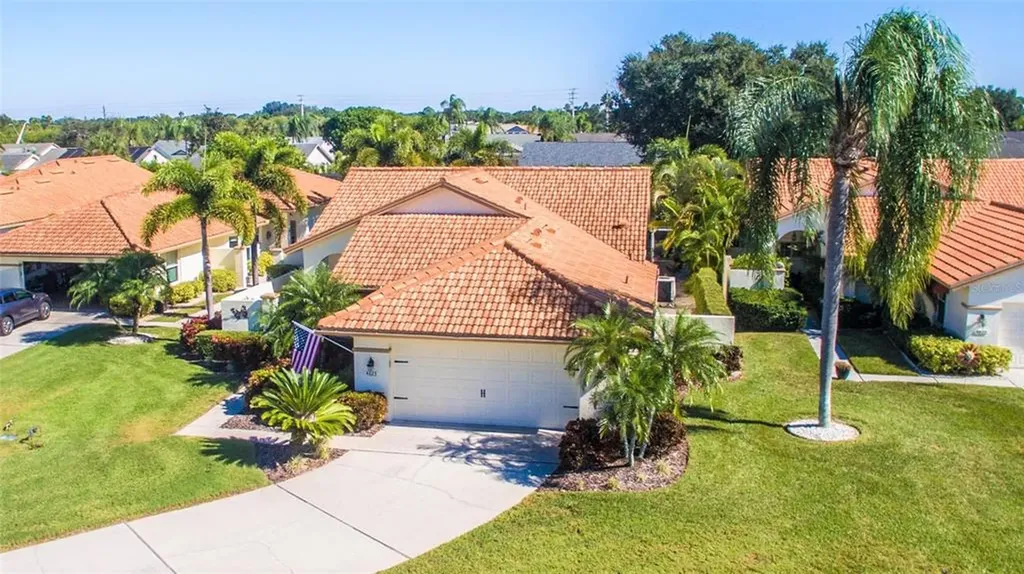 4823 Peridia Boulevard E Bradenton FL 34203