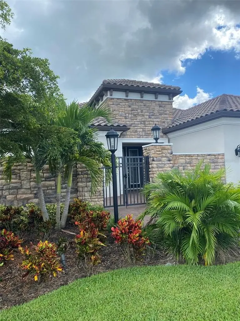 5373 Salcano Street Sarasota FL 34238