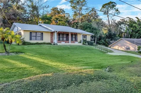 1715 Hilltop Drive Mount Dora FL 32757