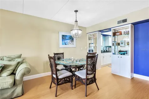 3806 Gulf Of Mexico Drive Drive Longboat Key FL 34228