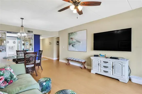 3806 Gulf Of Mexico Drive Drive Longboat Key FL 34228
