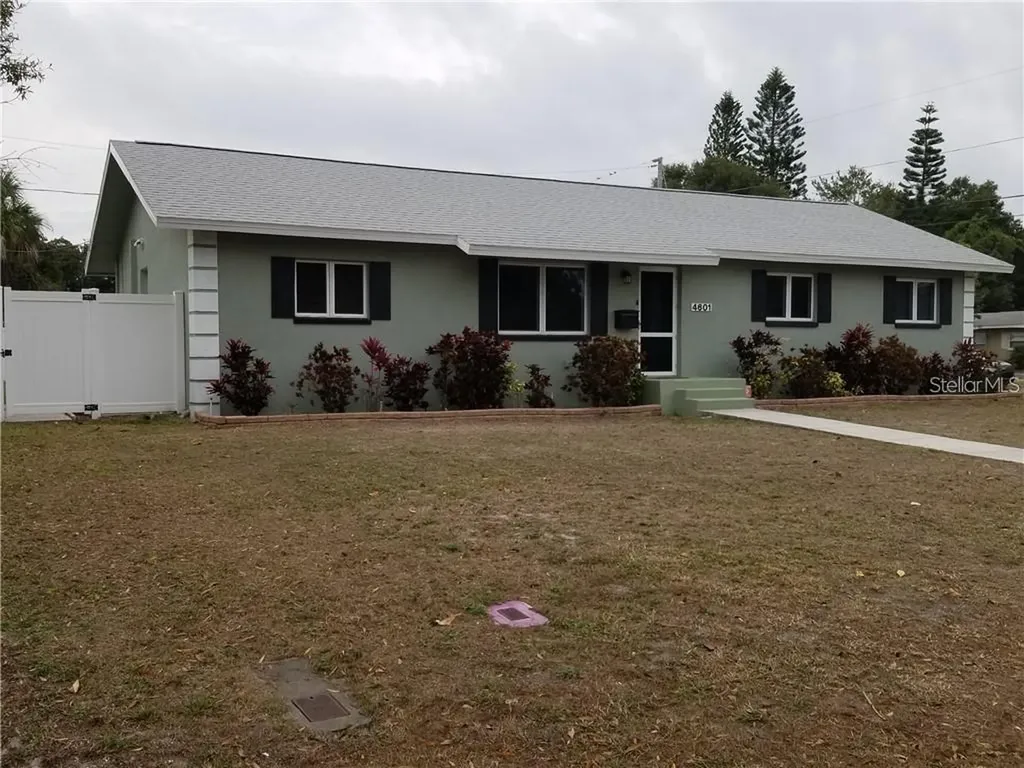 4601 Menhaden Drive SE St Petersburg FL 33705