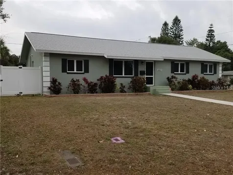 4601 Menhaden Drive SE St Petersburg FL 33705