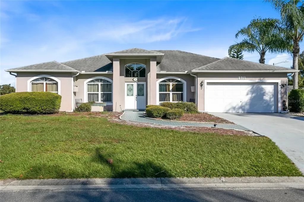 2311 Kings Crest Road Kissimmee FL 34744