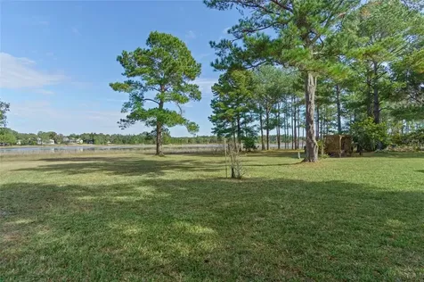10455 Woodland Waters Boulevard Weeki Wachee FL 34613