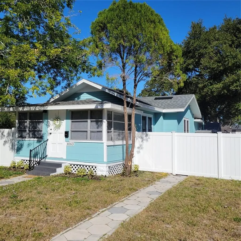 4063 4th Avenue N St Petersburg FL 33713