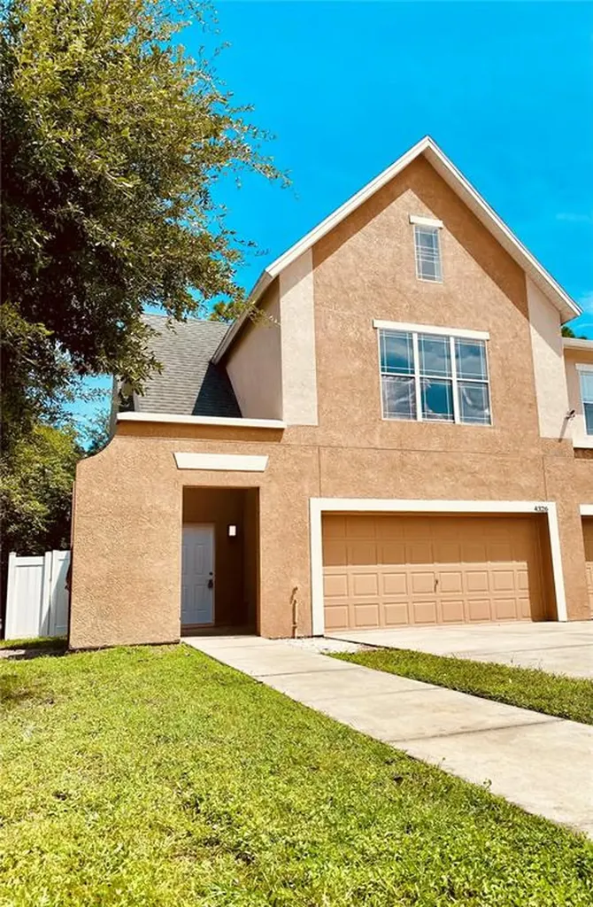 4231 Tyler Circle N St Petersburg FL 33709