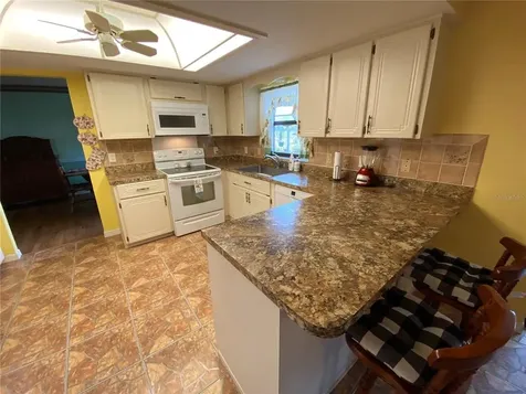525 Hiawatha Avenue Inverness FL 34452