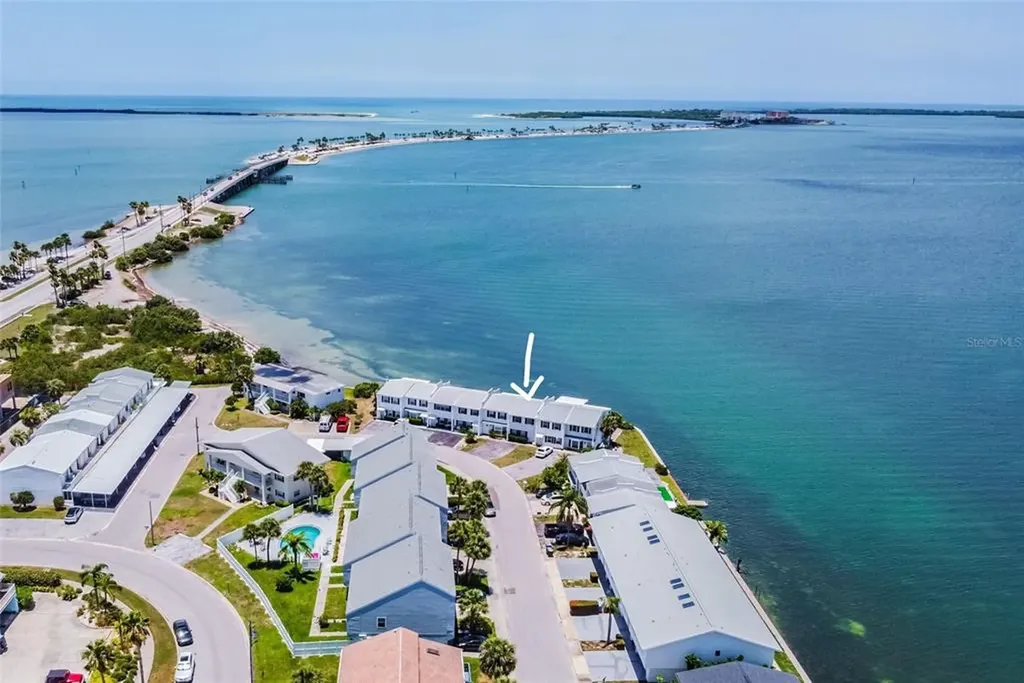2634 St Josephs Dr W Dunedin FL 34698