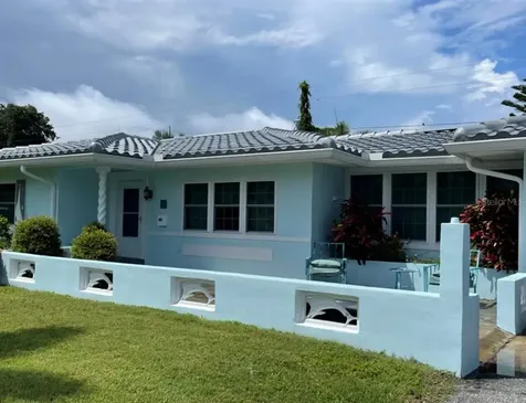 2315 Sunrise Drive SE St Petersburg FL 33705