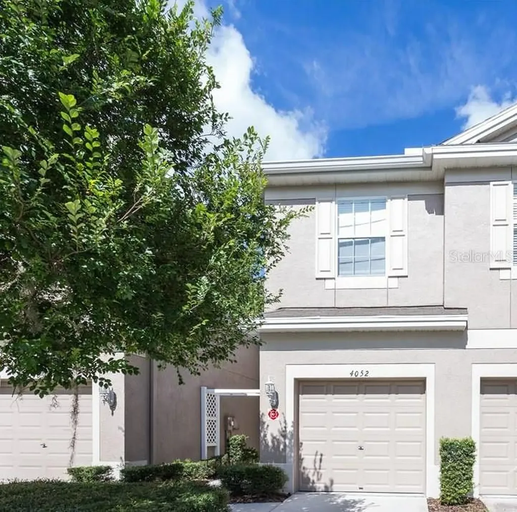 4052 Bismarck Palm Drive Tampa FL 33610
